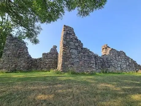 Photo de Kronobäcks klosterkyrkoruin