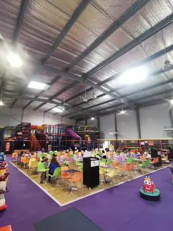 Photo de Minotopia Hyeres (Parc de jeux pour enfants / Anniversaire enfant / Parc d'activités)