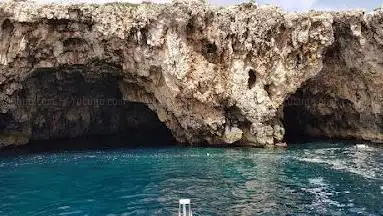 Photo de Hvar Cruise speedboat tours, transfers & rent