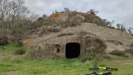 Photo de Tumulo etrusco di Grotta Porcina