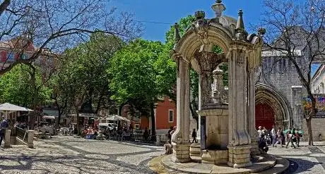 Photo de Largo do Carmo