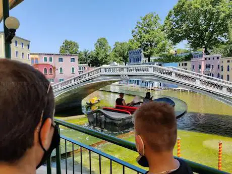 Photo de Giro in gondola