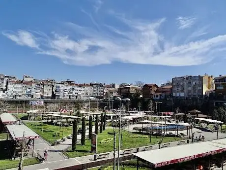 Photo de Çarşamba Çukurbostan Parkı