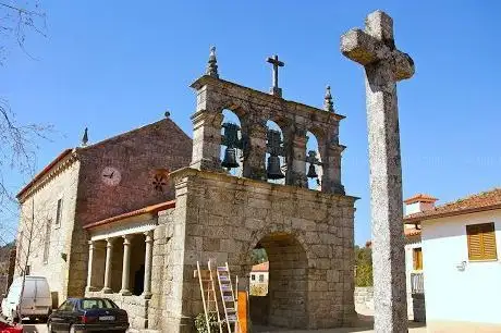 Photo de Igreja de Santo André de Telões