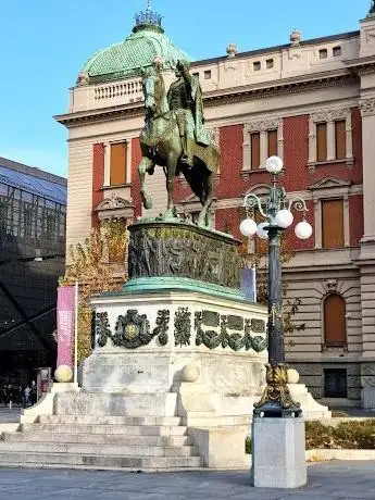 Photo de Statue du Prince Michel