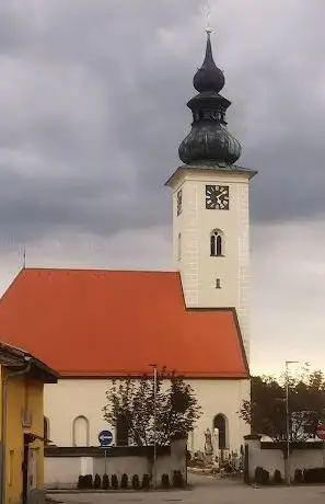 Photo de Pfarrkirche Hörsching