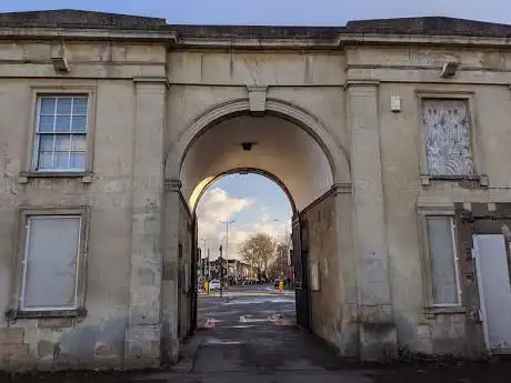 Photo de Cemetery Junction Arch