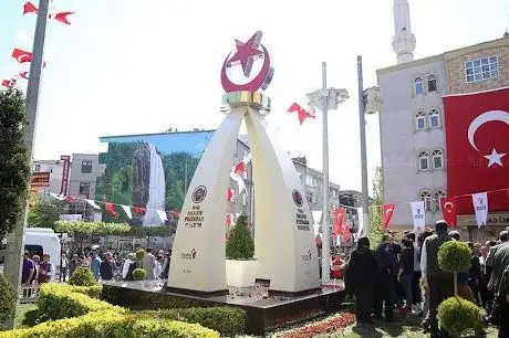 Photo de Şehit Volkan Karatepe Meydanı