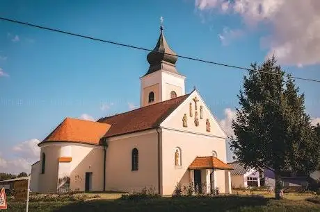 Photo de Church of St. Peter