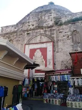 Photo de Tarihi Mahmutpaşa Hamamı