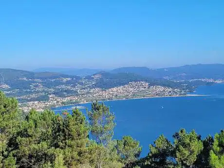Photo de Miradoiro da enseada de San Simón