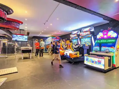 Photo de Réalité virtuelle Crosly Salle de jeux Lunapark