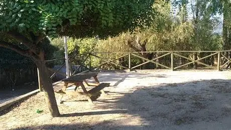 Photo de Parque de merendas