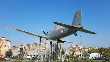 Photo de Monumento in Memoria degli Aviatori Modenesi