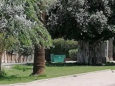 Photo de Al Shark Square ميدان الشرق