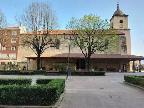 Photo de Iglesia de San Vicente Mártir