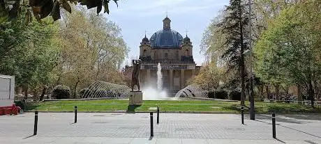 Photo de Monumento a Los Caidos