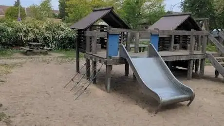 Photo de Spielplatz Waldgartenstraße