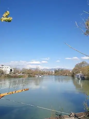 Photo de Hisarönü Parkı