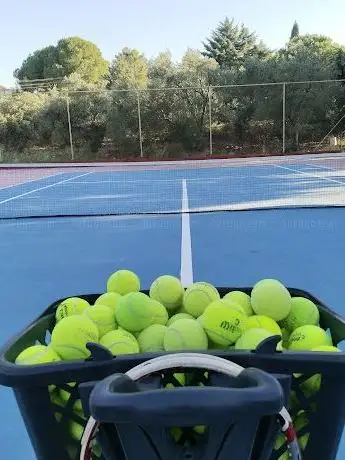 Photo de Şirinkent Tenis Kortu Ayvalık