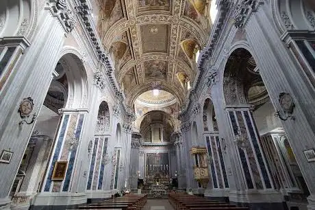 Photo de Basilique Santa Maria degli Angeli a Pizzofalcone