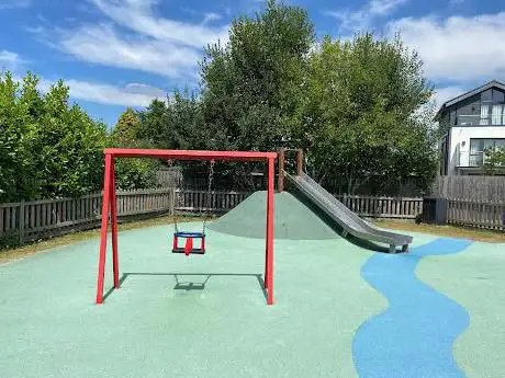 Photo de Chestnut Pond Play Area