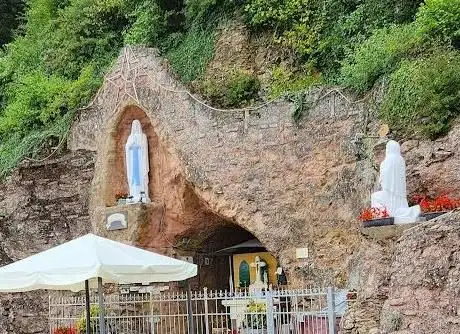 Photo de La Grotte