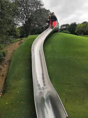 Photo of Robinswood Hill Country Park