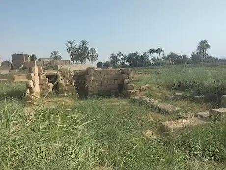 Photo de معبد شنهور الاثرى
