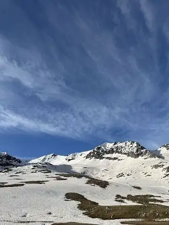 Photo de مرتفعات اوفيت الثلجية