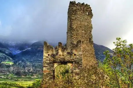 Photo de Burg Untermontani