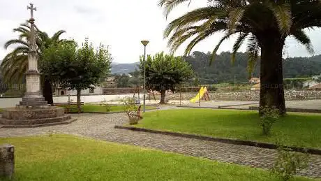 Photo de Parque Pequeno De Fontoura