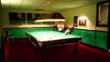 Cue Club