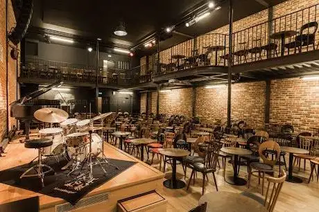 Photo of Le Bal Blomet