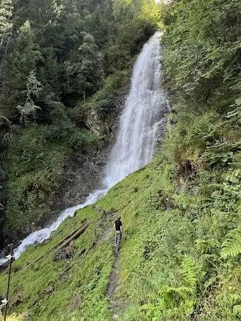 Photo de Flirschner Wasserfall