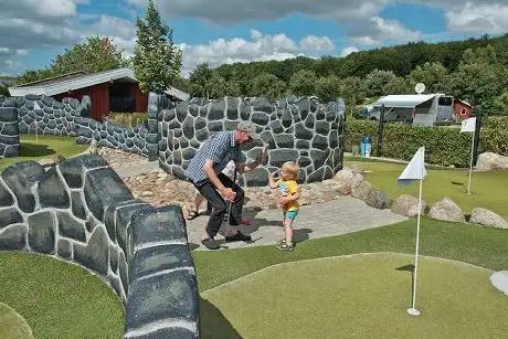 Photo de Middelalder minigolf i Horsens