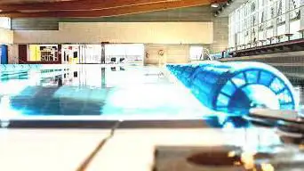 Photo de Piscina Municipal de Roses