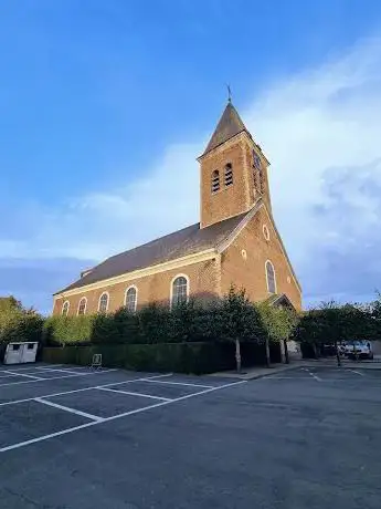 Photo de Sint-Amanduskerk Otegem