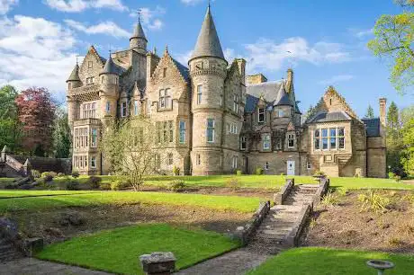 Photo de DOLLARBEG CASTLE