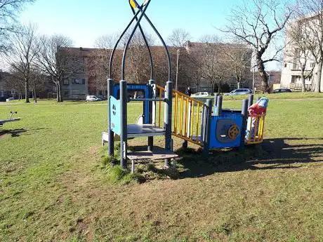 Photo de Cornhill play ground