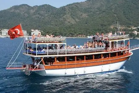 Photo de Marmaris Günlük tekne turu