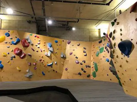 Photo de Hang. Climbing Centre
