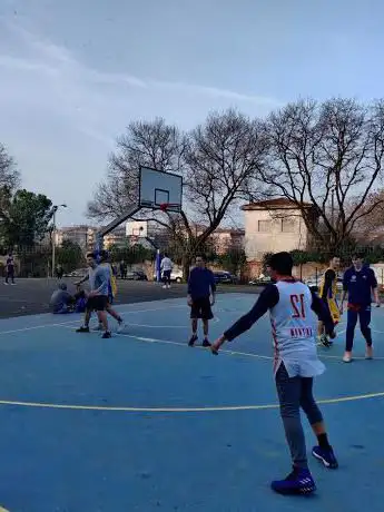Photo de Campi da basket Ponte Catena