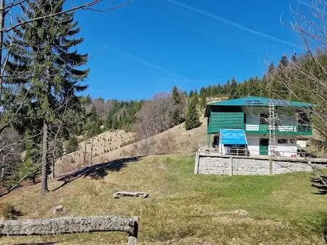 Photo de Planinarski dom Javorje