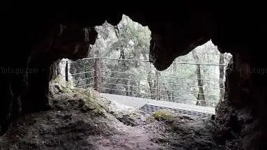 Photo de Parc de les Coves Prehistòriques de SerinyÃ
