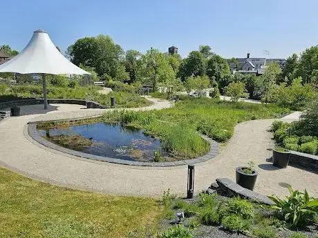 Photo de Kräuterlehr- und Schaugarten Arnikastadt Teuchnitz