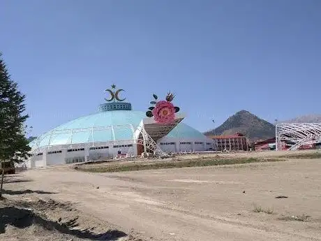 Photo de Batıkent Mahallesi Parkı