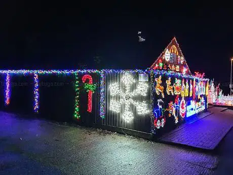 Photo de Soham Christmas House