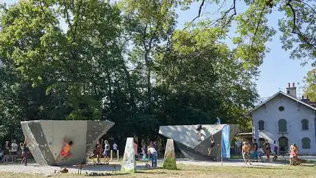 Photo de Genève Montagne - Blocs d'escalade