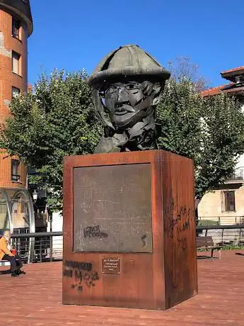 Photo de Kasko Plaza